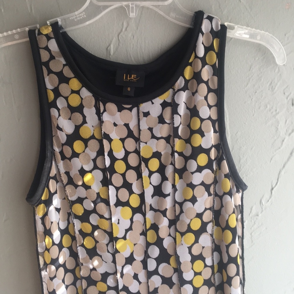 Dress - Picture 3 of 3